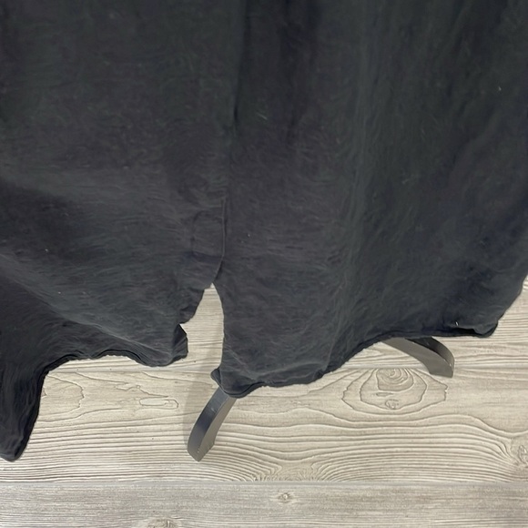 Monica + Andy Maternity M/L Nursing
Lounge Gown - Picture 2 of 8